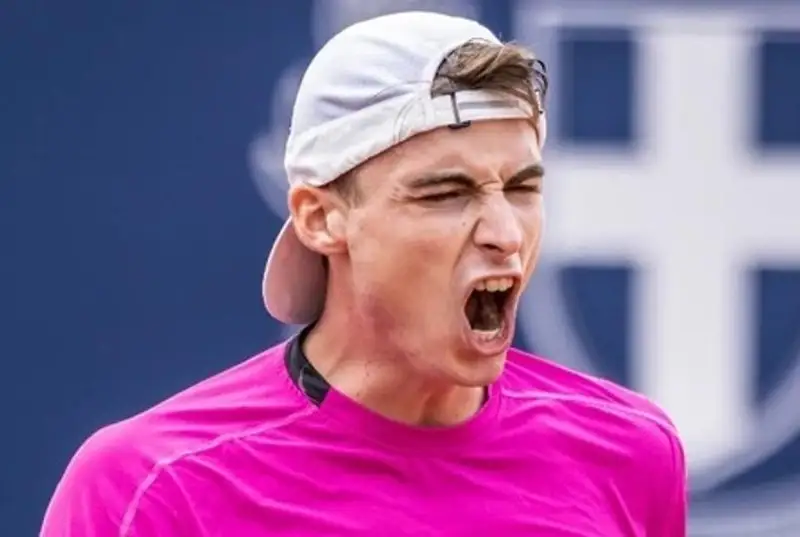 Тимофей Скатов  с победы стартовал на турнире в Чили