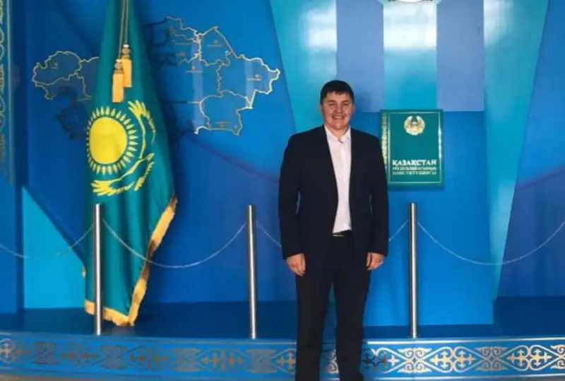 Elimiz jańa saıası júıege kóship jatyr – máslıhat depýtaty Vladımır Vıtchenko
