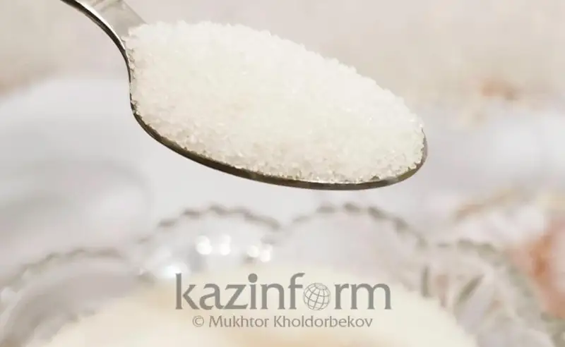 Qostanaıdyń iri sýpermarketterinde qant lımıtpen satylyp jatyr