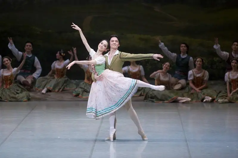 8 جىلىن قازاق بالەتىنە ارناعان جاپون بالەريناسى ەلىنە ورالماق