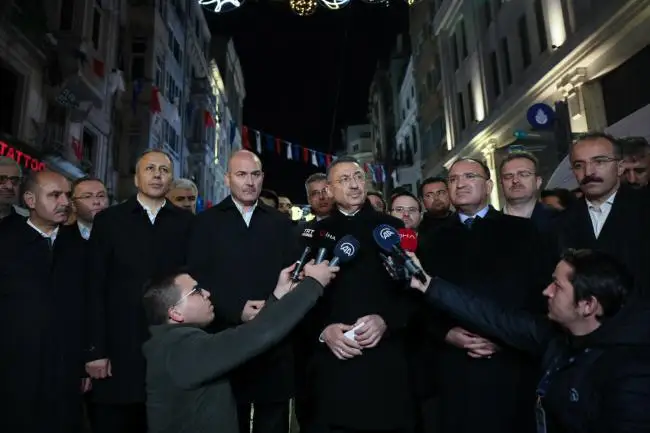 Теракт в Стамбуле совершила женщина - вице-президент Турции Фуат Октай