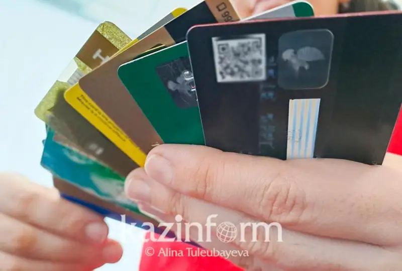 Запрет на хранение на счету суммы в размере 30 млн тенге в законодательстве не предусмотрен – КГД