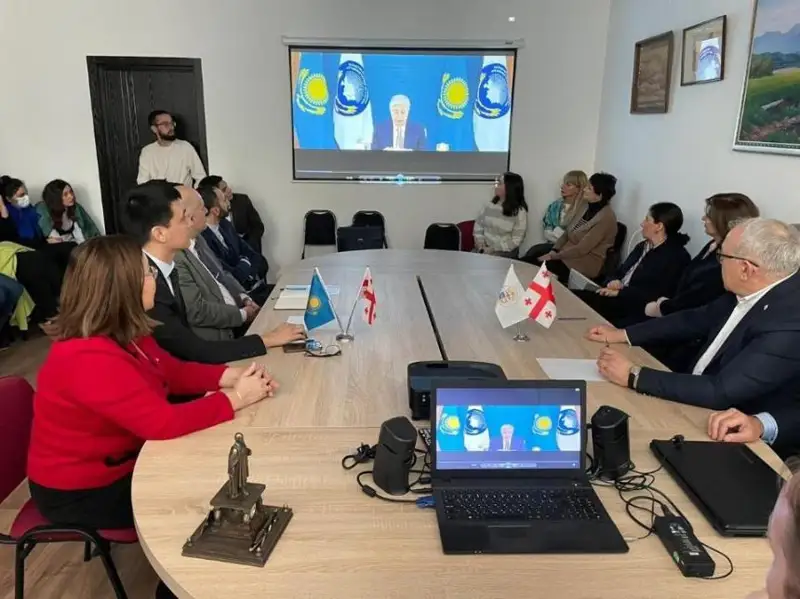 Qazaqstannyń óńirlik derjava bolýynyń naqty alǵysharttary bar – grýzııalyq ǵalym