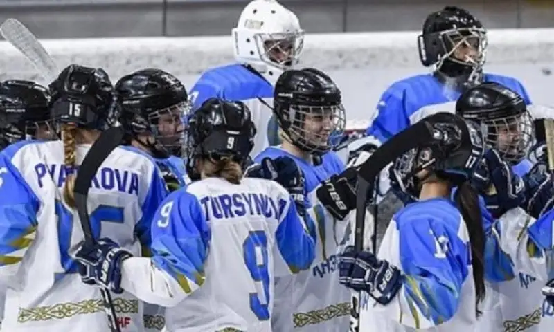 Женская сборная Казахстана по хоккею проиграла Италии в матче ЧМ