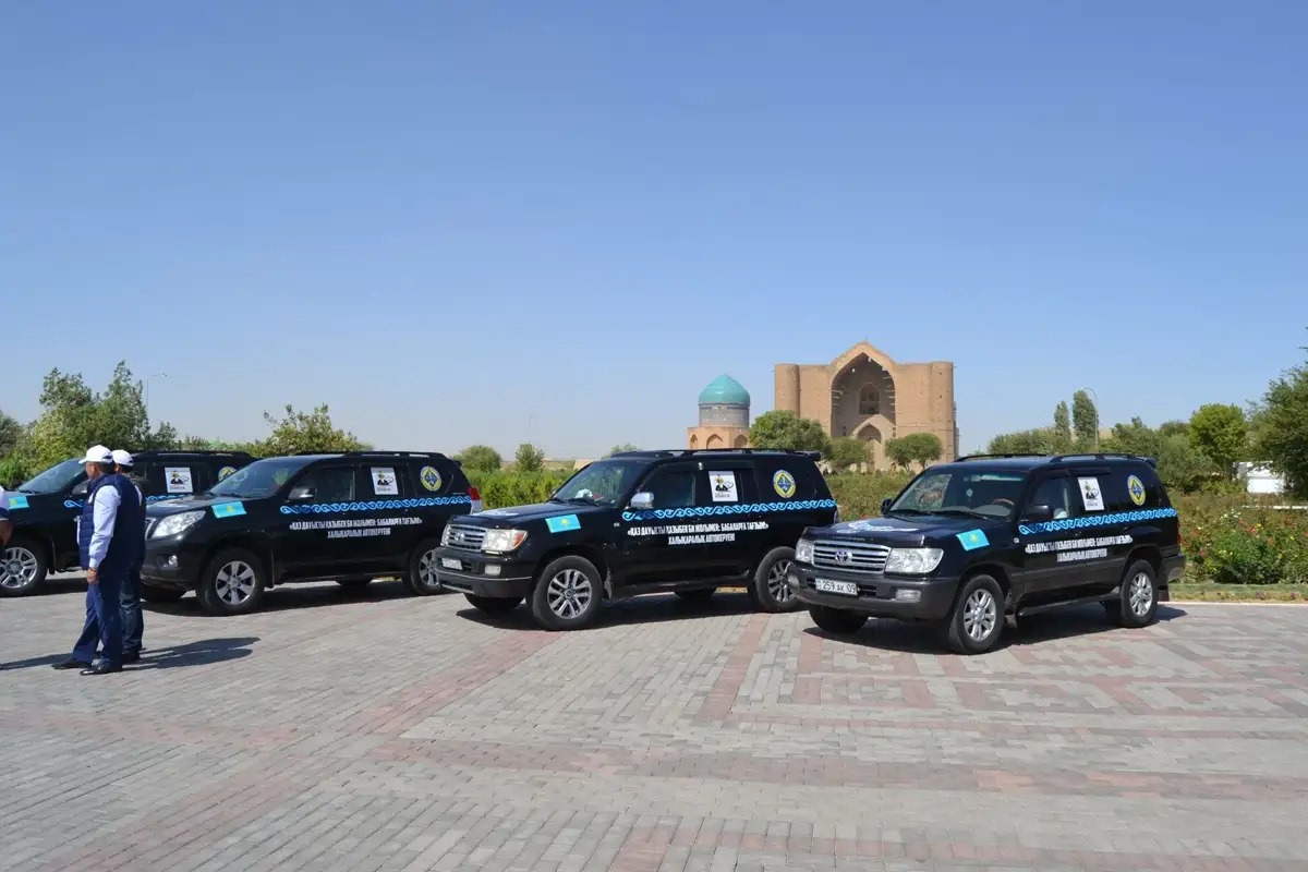 Қазыбек бидің жолымен жүріп өтетін халықаралық автокеруен оңтүстік өңірге жетті
