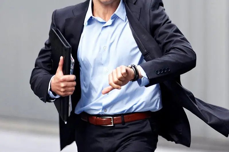 ۇنەمى كەشىگىپ ءجۇرۋدىڭ پسيحولوگيالىق سەبەبى بار - عالىمدار