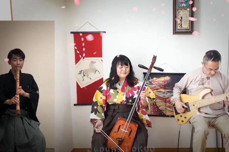 قازاق جانە جاپون مۋزىكانتتارى وليمپيادا قاتىسۋشىلارىنا كومپوزيتسيا ارنادى