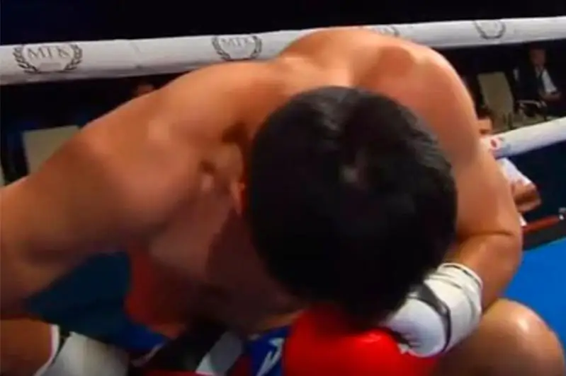 Нокаутом за 27 секунд закончился бой казахстанских боксеров