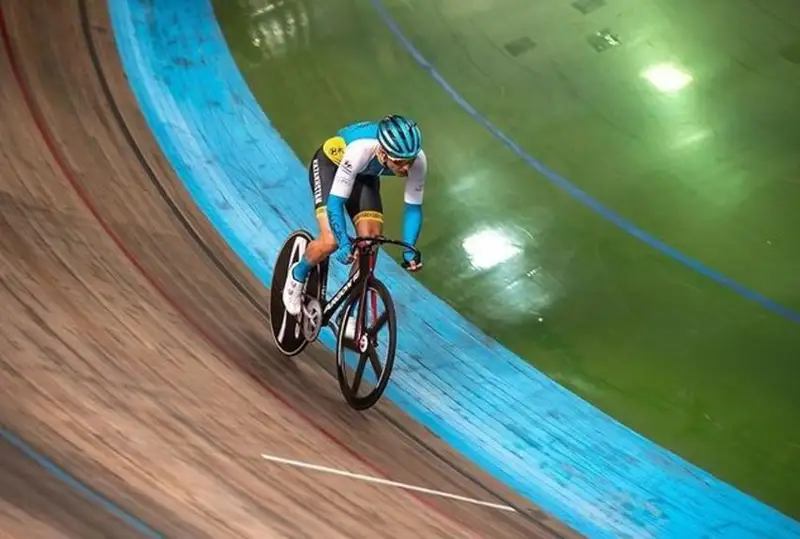 Казахстан завоевал медаль на турнире по велоспорту на треке в Чехии