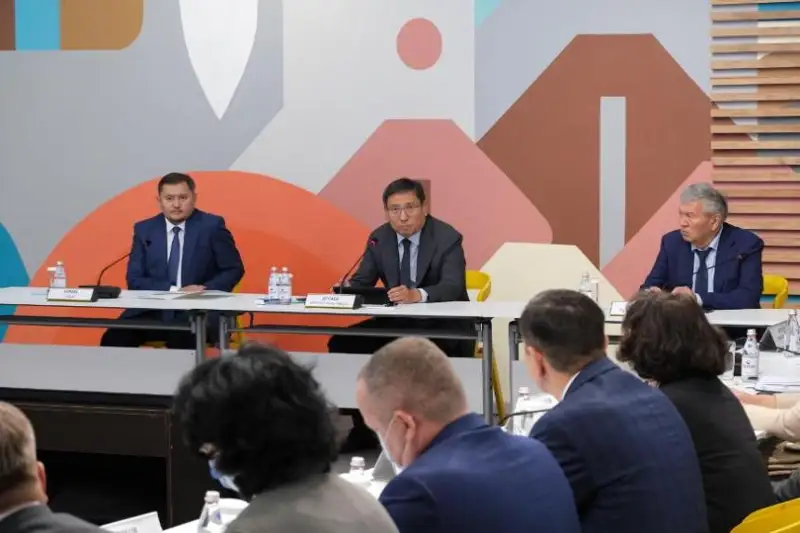 JOO basshylyqtary jataqhana qurylysyn jedeldetýi qajet - Almaty ákimi