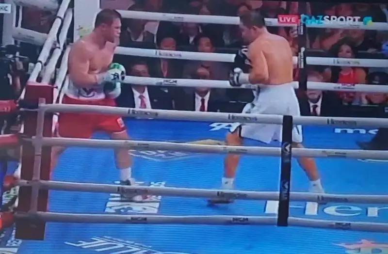 Восемь раундов по статистике за «Канело»