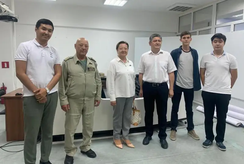 Сенатор Динар Нукетаева ознакомилась с деятельностью вузов Алматы