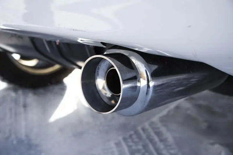 ەلوردادا گۇرىلى قاتتى اۆتوكولىكتەرگە ايىپپۇل سالىندى