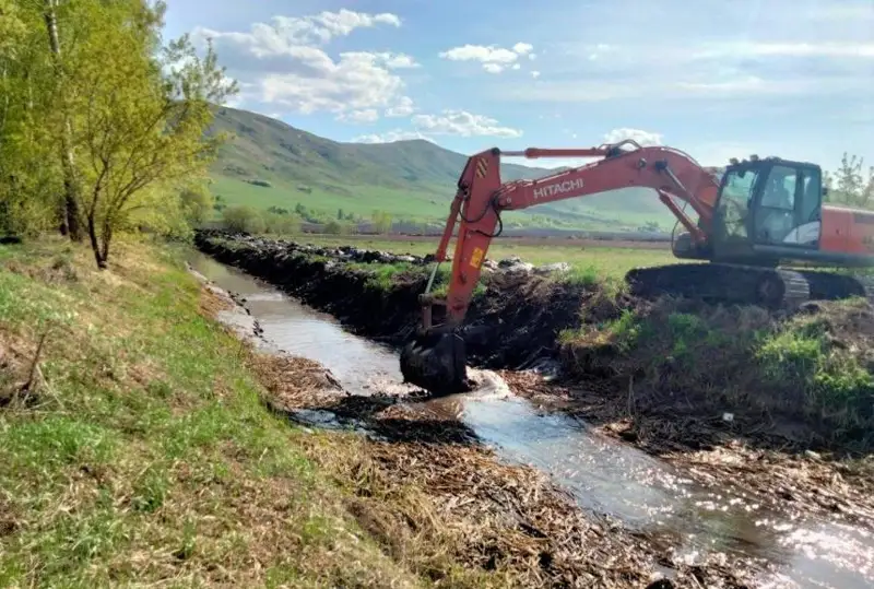 Превентивные противопаводковые работы проводят в районе Алтай ВКО