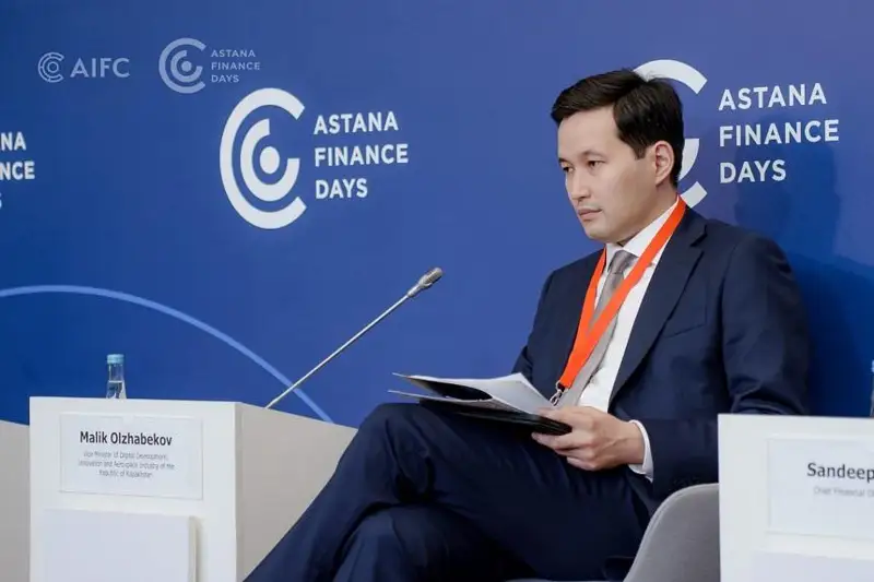 Как обеспечивается доступ к интернету в Казахстане