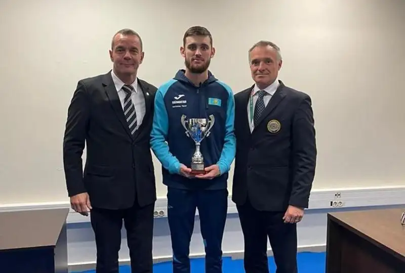 Впервые казахстанец завоевал мировой кубок по батутной гимнастике