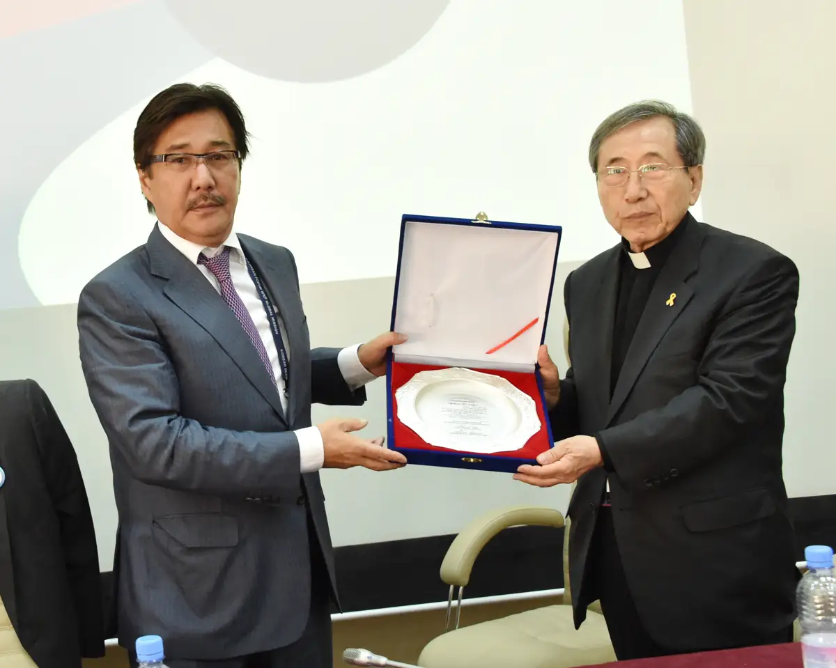 1937 жылғы қамқорлығы үшін Оңтүстік Корея кәрістері қазақтарға алғыс айтты