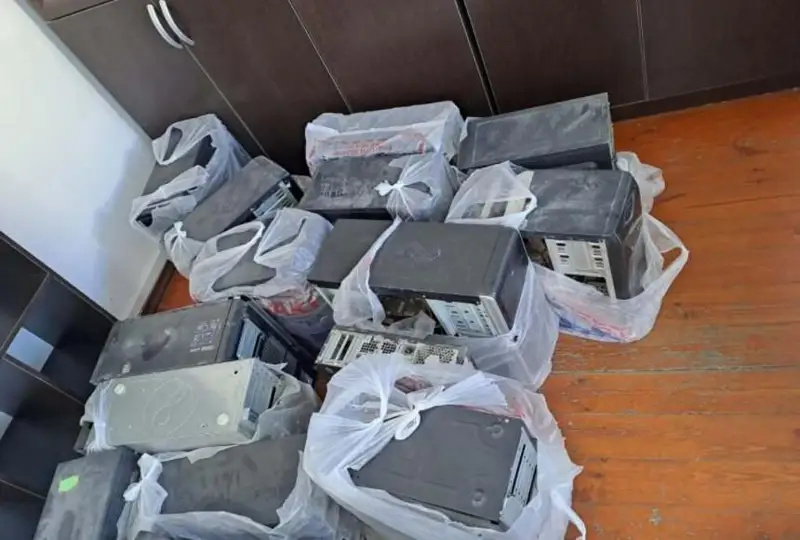 Незаконную деятельность игорного заведения пресекли полицейские Кентау