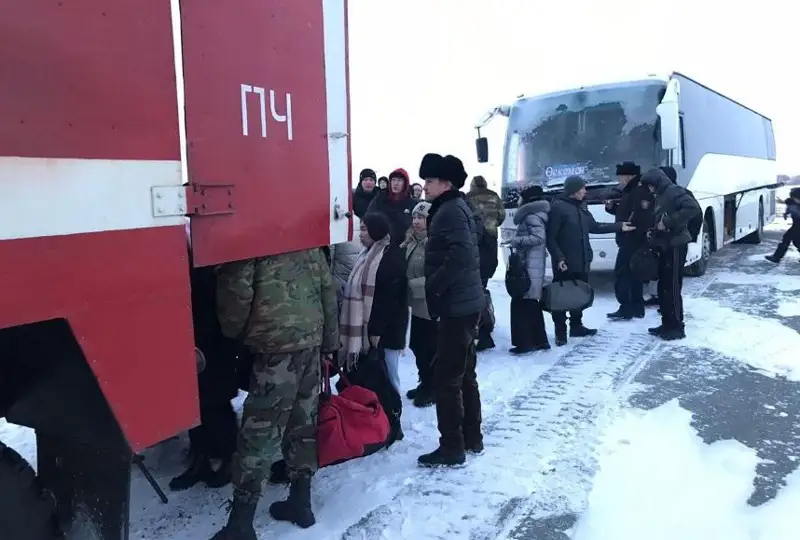 44 человека эвакуировали из неисправного автобуса в Абайской области