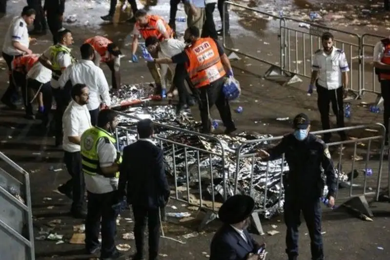 يزرايلدەگى ءدىني مەرەكە كەزىندە قىسپاقتان 10 ادام كوز جۇمدى