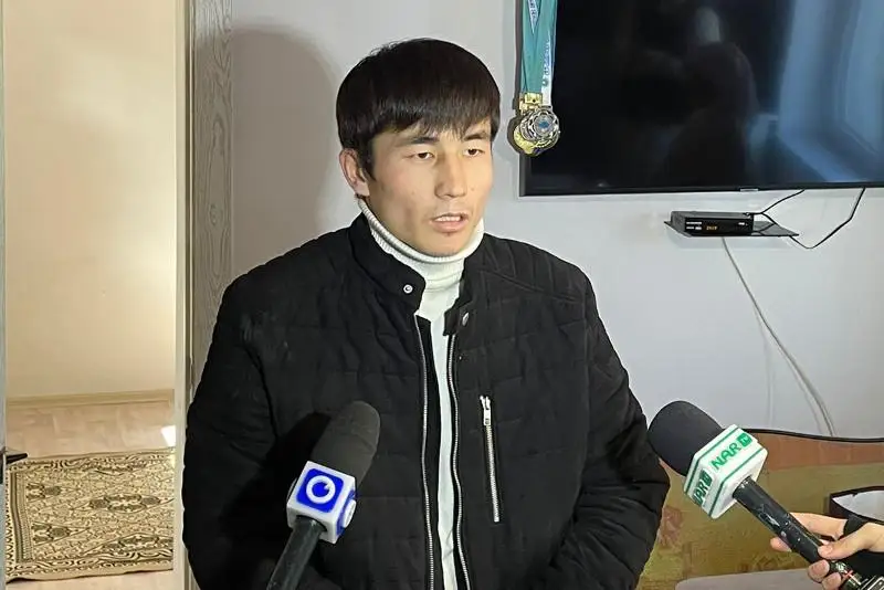 قانداسىمىز قۇرمەت تالاپقازىعا حالىق ءۇي الىپ بەردى