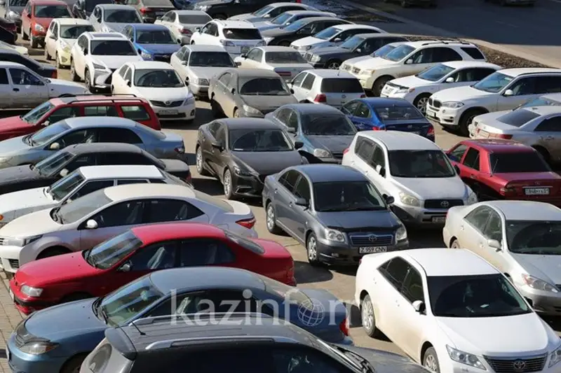 Qazaqstanda aıyppul turaqtary jetpeı  jatyr