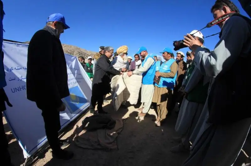 Казахстан передал гуманитарную помощь пострадавшим от землетрясения в Афганистане