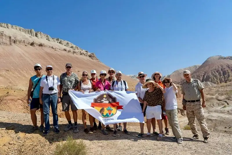 ەۋروپانىڭ ءبىر توپ جيھانگەزى قازاقستاننىڭ كيەلى ورىندارىن ارالاپ شىقتى