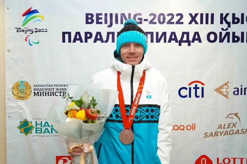 Подсчитана итоговая сумма призовых Александра Герлица на Паралимпиаде-2022