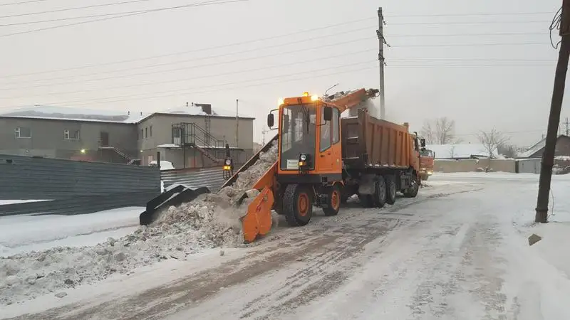 ShQO-da qys bastalǵaly beri 70 myń tekshe metr qar shyǵaryldy