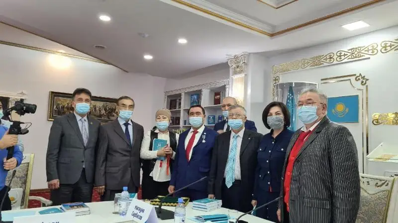 ەلوردادا «مەيرىمدى قوعام قۇرۋ» يدەياسى تالقىلاندى