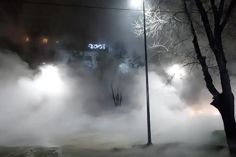 Прорыв теплотрассы в Алматы устранён