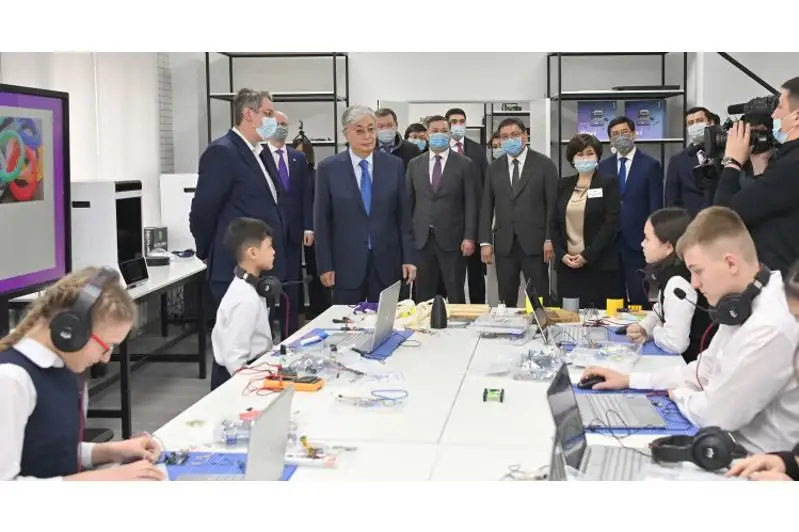 Касым-Жомарт Токаев посетил Дворец школьников в Алматы