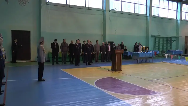 рукопашному 