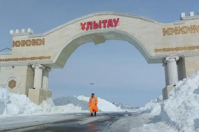 Аксакал из Улытауского района отправился в пеший марафон по стране