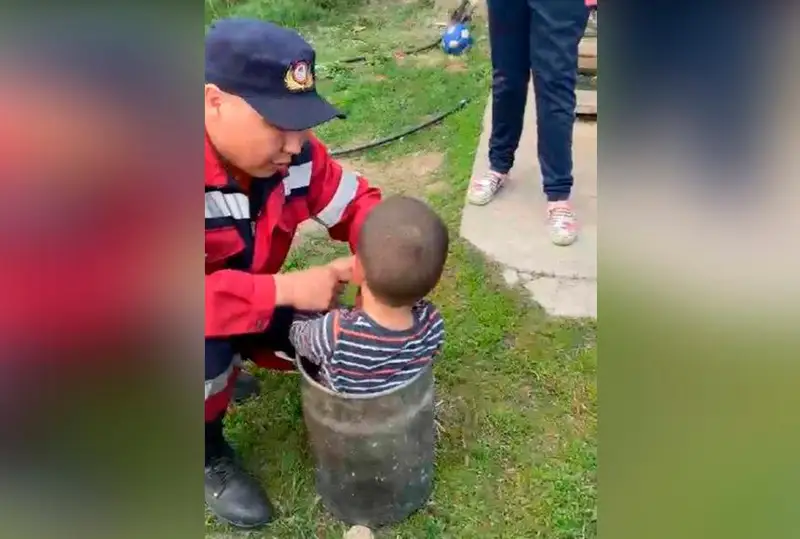 В ДЧС ВКО рассказали о самых  необычных спасательных операциях