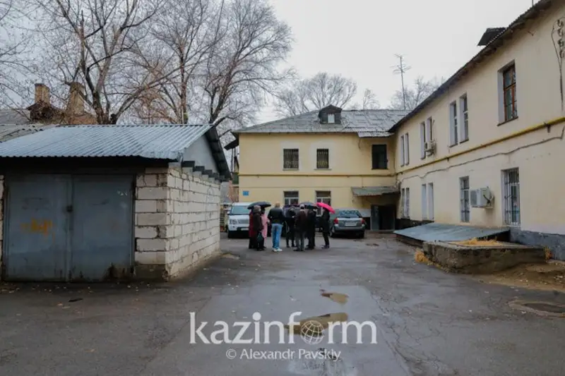Свыше двухсот дворовых площадок в Костанае нуждаются в благоустройстве