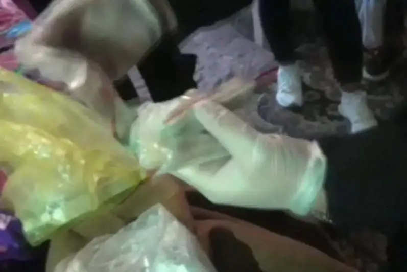 Алматыда 20 жастағы жігіттен есірткі тәркіленді