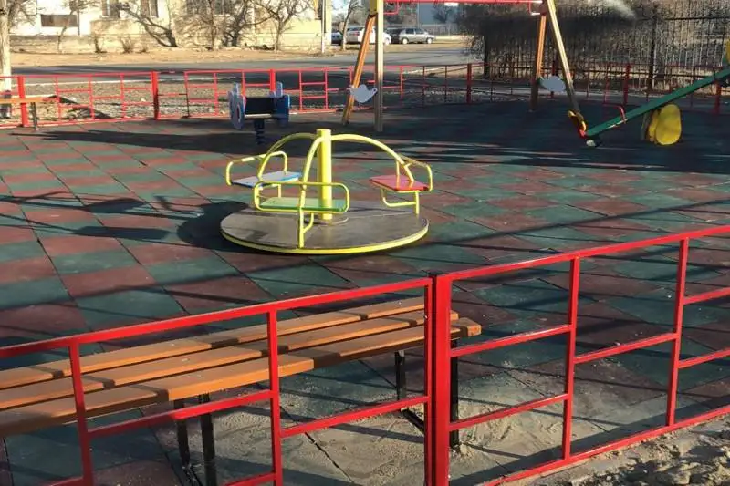 10 игровых и 10 спортивных площадок построят в Актау