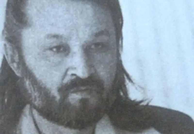 سۇرىنگەنىن سەكىرگەندەي كورسەتە بىلەر بار - ا. سۇلەيمەنوۆ