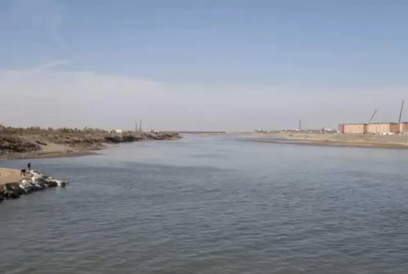 Размыв новой дамбы прокомментировали в районном акимате в Костанайской области