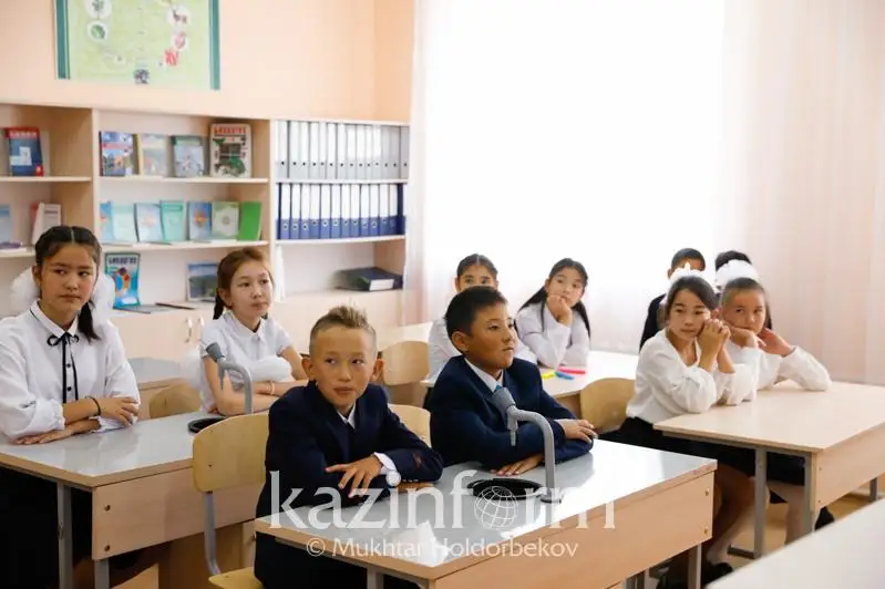 وزبەكستاندا قانشا قازاق مەكتەبى بار