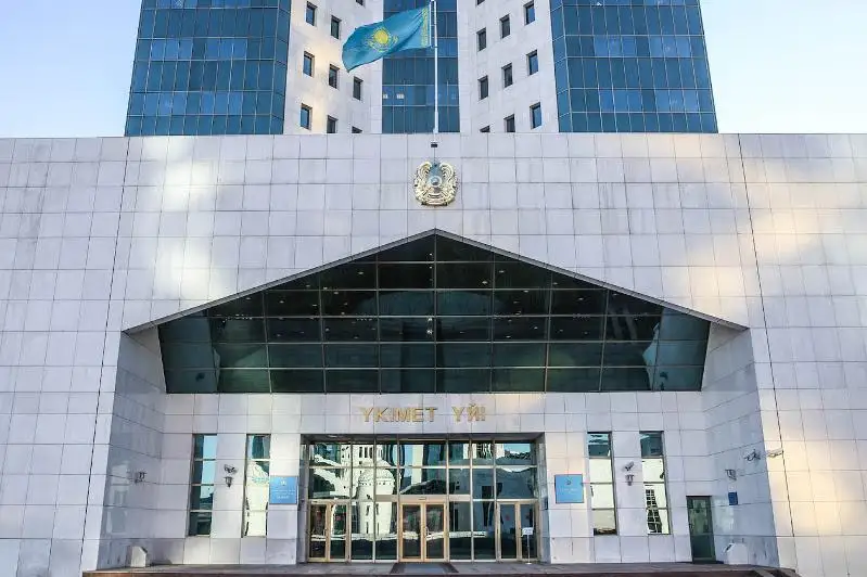 Алихан Смаилов подписал распоряжение о распределении обязанностей между заместителями Премьер-Министра