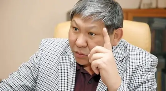 تالعات تەمەنوۆ: ابايدى تۇسىرەتىن ادام قالماعان با؟