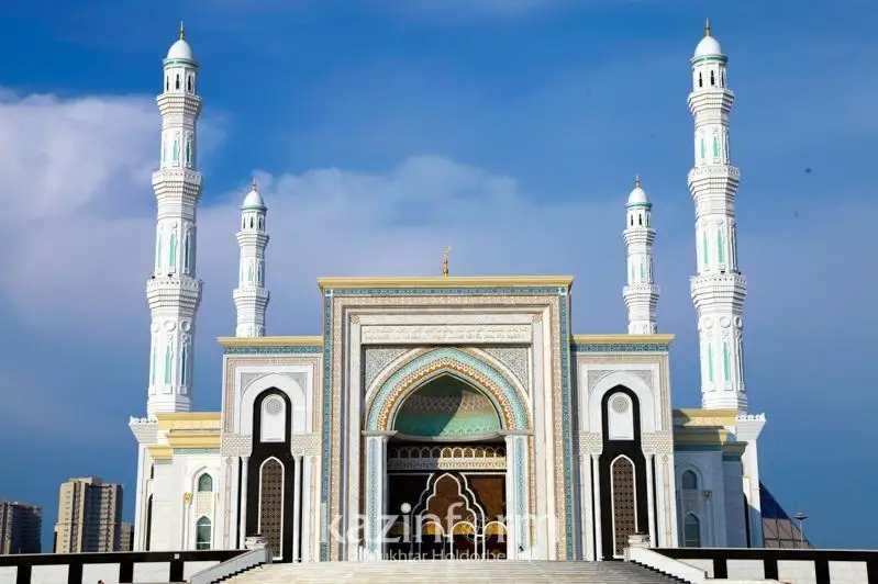 قادىر ءتۇنى مەشىتتەرگە جينالۋعا بولا ما