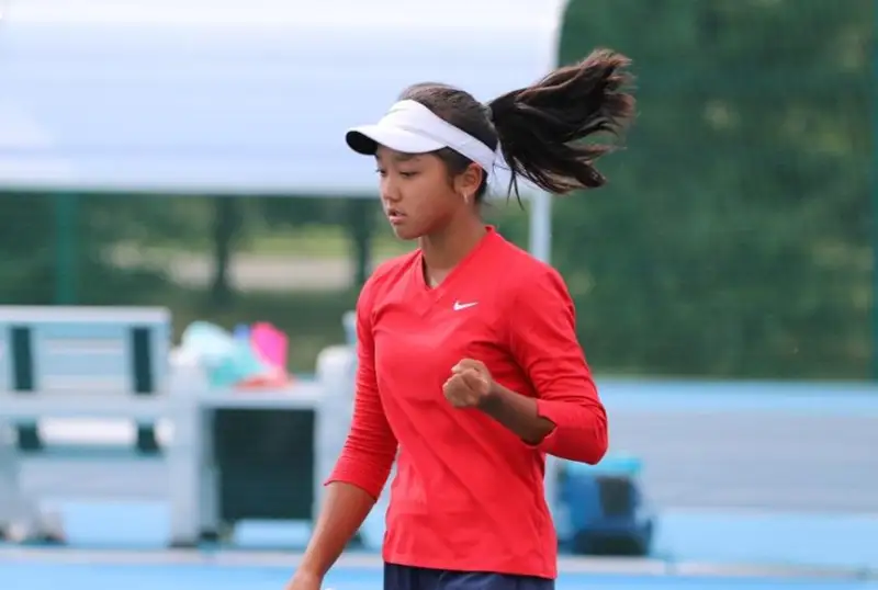 Казахстанские спортсменки успешно выступают на теннисном турнире в Усть-Каменогорске