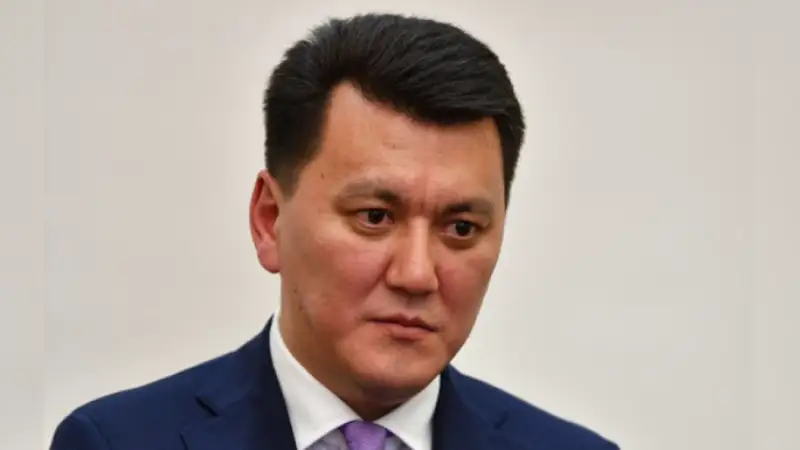 پرەزيدەنت كەڭەسشىسى قازاقستاندا نە ءۇشىن توتەنشە جاعداي جاريالانعانىن ءتۇسىندىردى