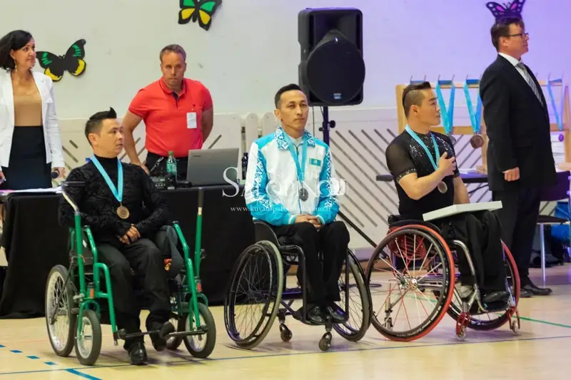 ەلوردالىق مۇگەدەك قولاربادا بيلەۋدەن حالىقارالىق تۋرنيردىڭ كۇمىس جۇلدەگەرى اتاندى