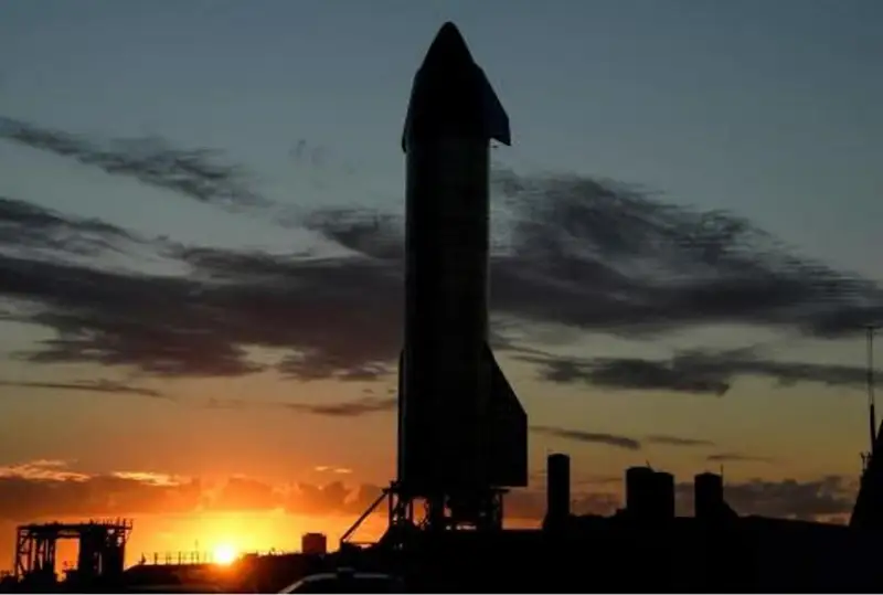 Ракета-носитель SpaceX загорелась в ходе испытаний