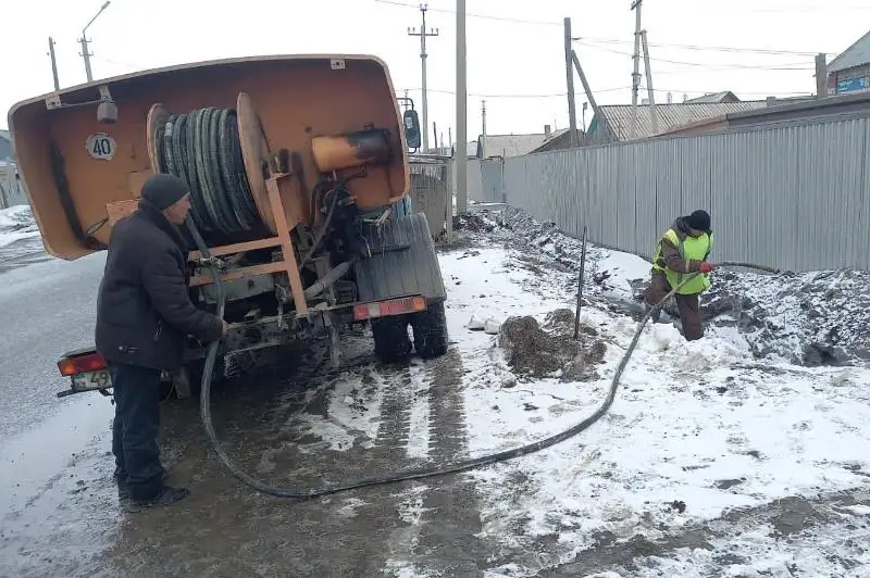 Подтопленные дворы: как борются с паводком в столице